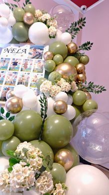 Dekoracja balonowa na pierwszy roczek &ndash; ścianka / fotostrefa z balon&oacute;w